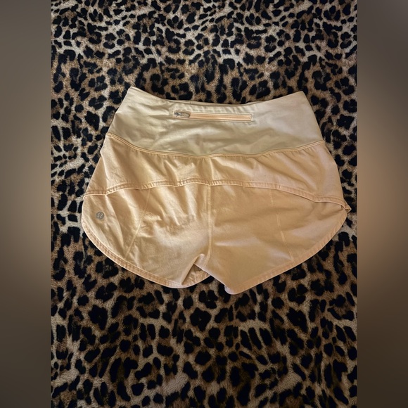 lululemon athletica Orange Athletic Shorts size 4 - Picture 1 of 3